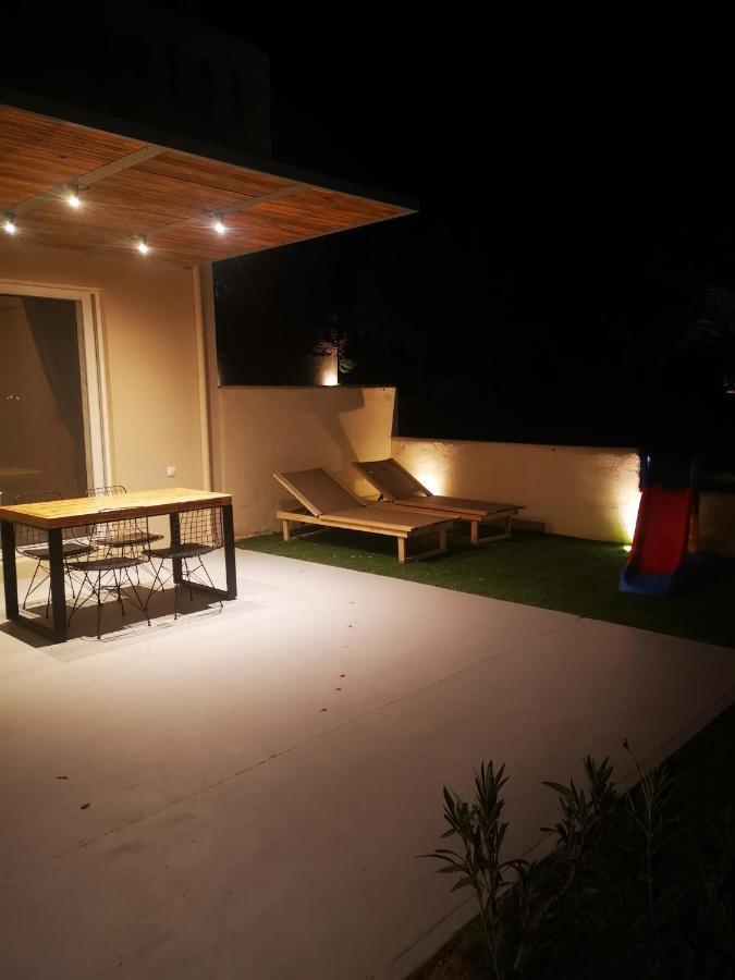 Gratelia Studio دامنوني المظهر الخارجي الصورة